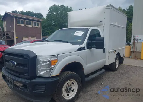 2015 Ford F-250 Xl/Xlt z USA, uszkodzony, nr VIN 1FDBF2B60FED21659